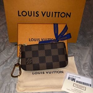 New Louis Vuitton Damier Ebene Key Pouch